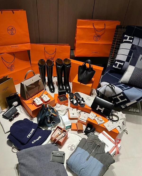 石家庄栾城区回收奢侈品鞋服.jpg